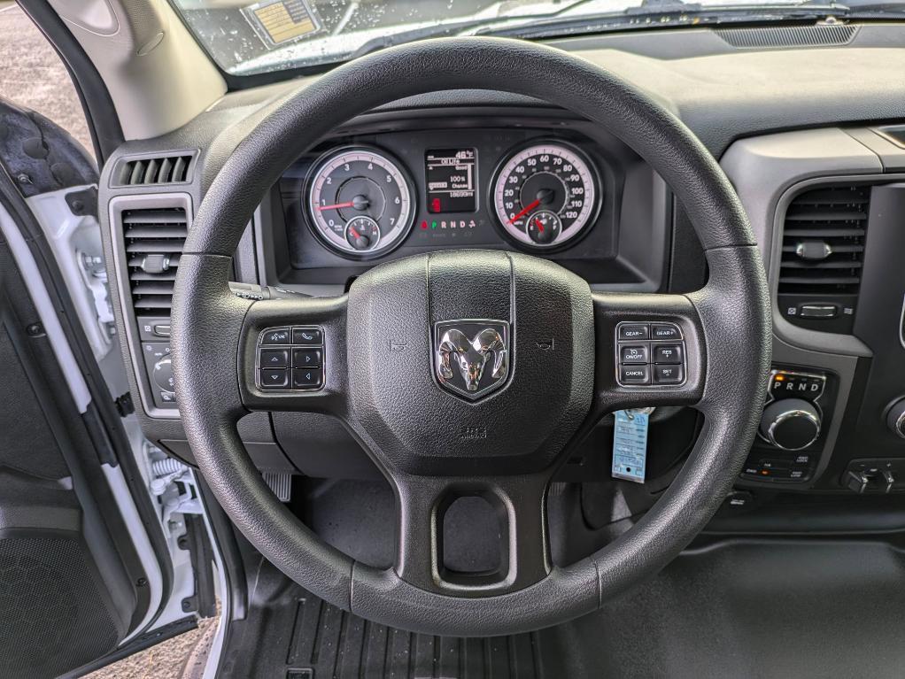 used 2022 Ram 1500 Classic car, priced at $30,000