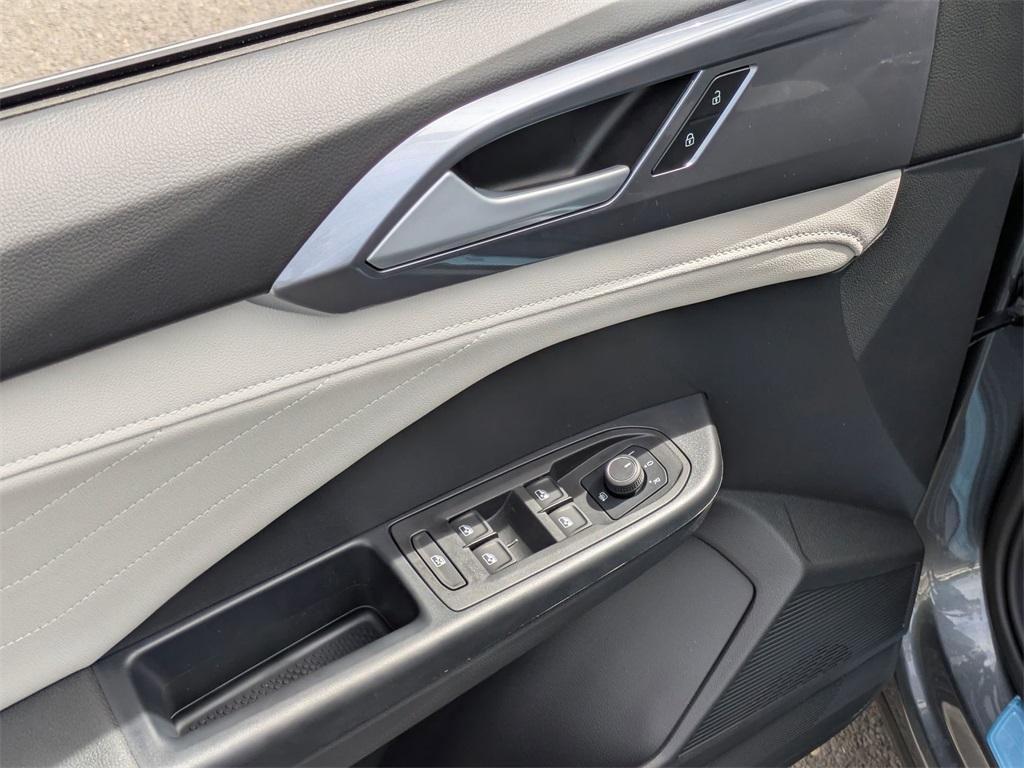 new 2025 Volkswagen Taos car, priced at $35,806