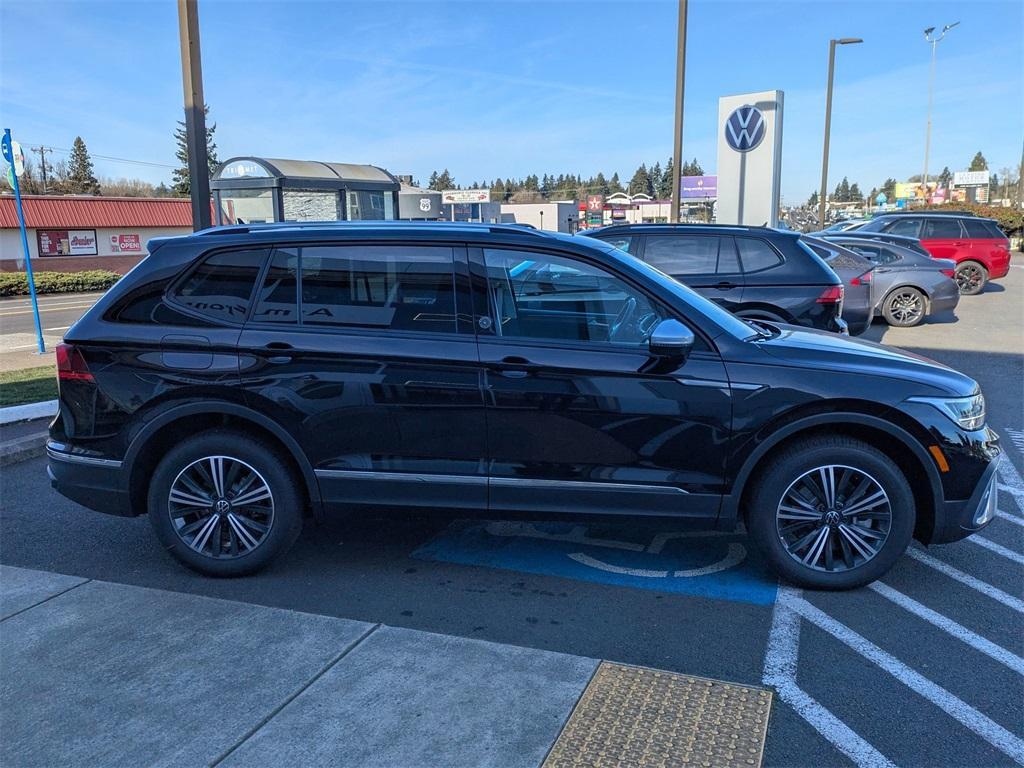 new 2024 Volkswagen Tiguan car