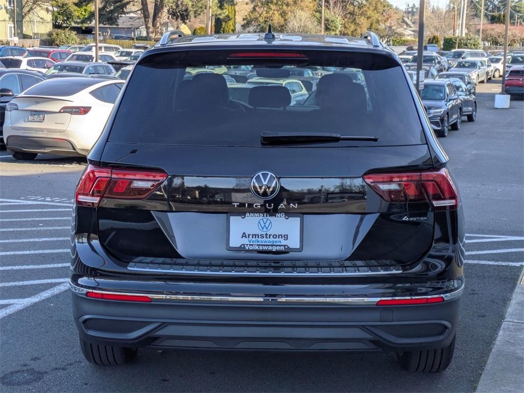 new 2024 Volkswagen Tiguan car