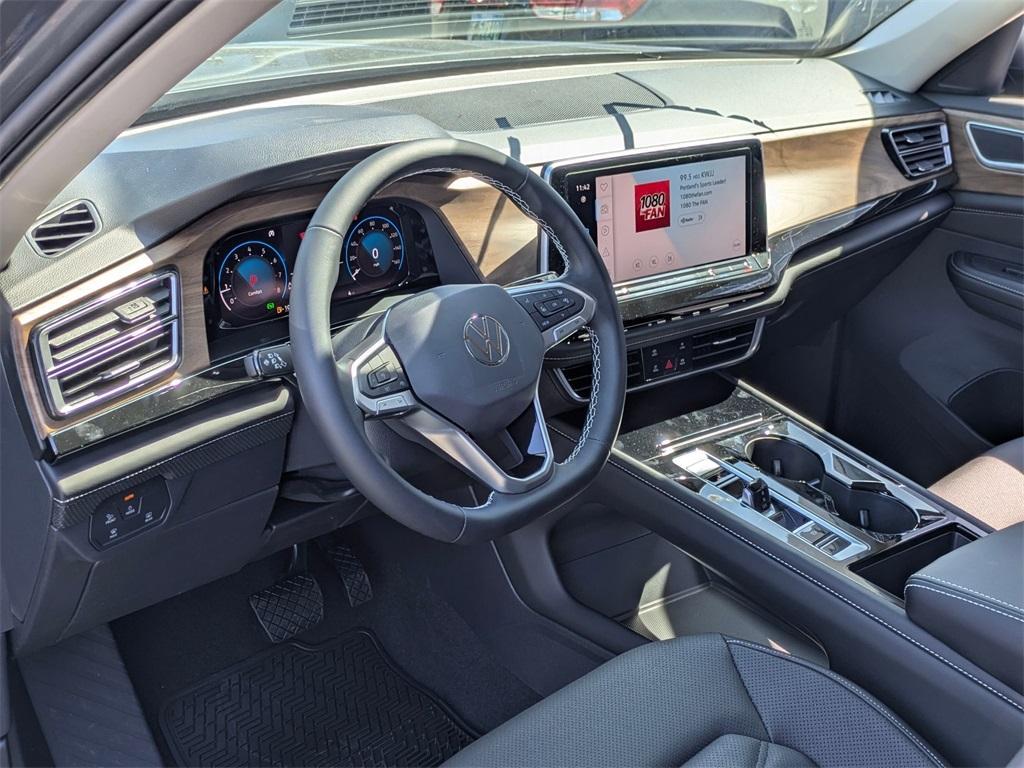new 2025 Volkswagen Atlas car, priced at $40,629