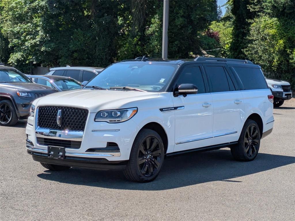 used 2023 Lincoln Navigator L car, priced at $78,998