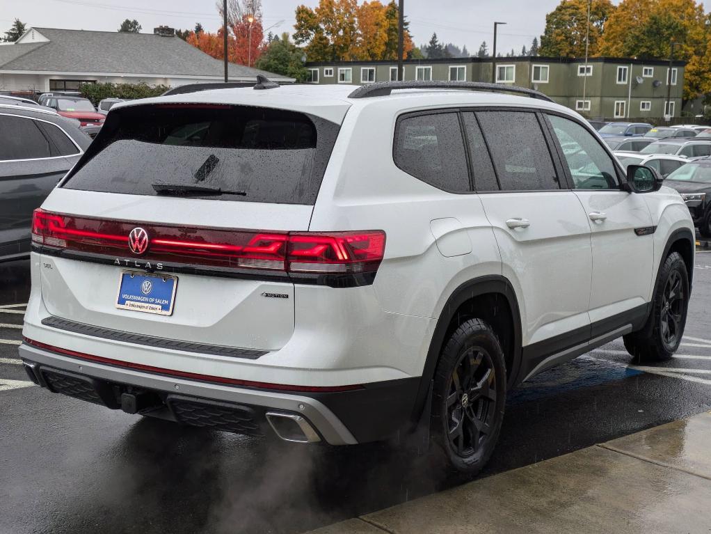 new 2024 Volkswagen Atlas car, priced at $48,734