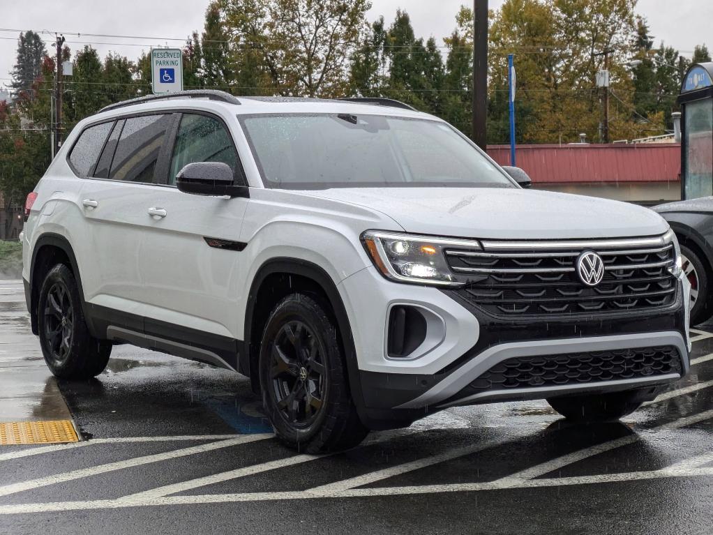 new 2024 Volkswagen Atlas car, priced at $48,734