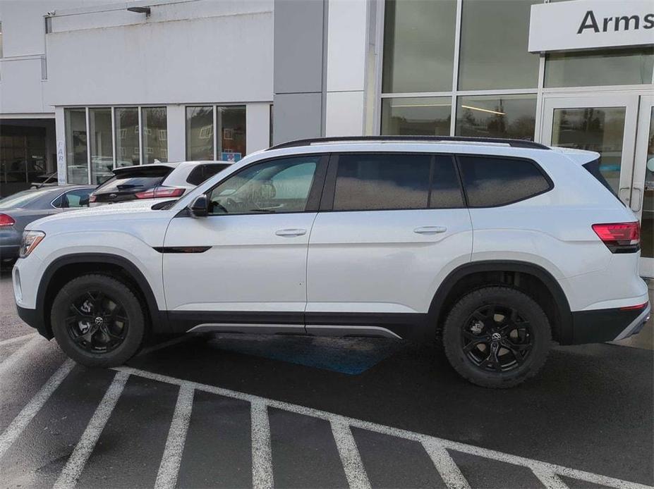 new 2024 Volkswagen Atlas car, priced at $52,523