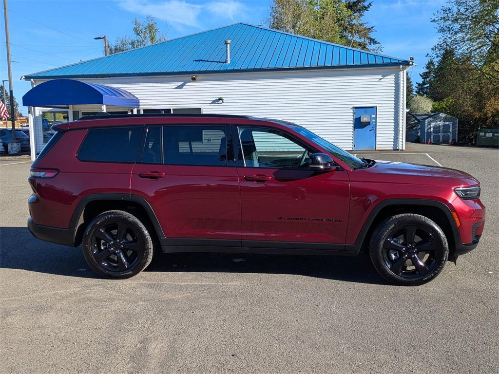 used 2023 Jeep Grand Cherokee L car, priced at $31,990