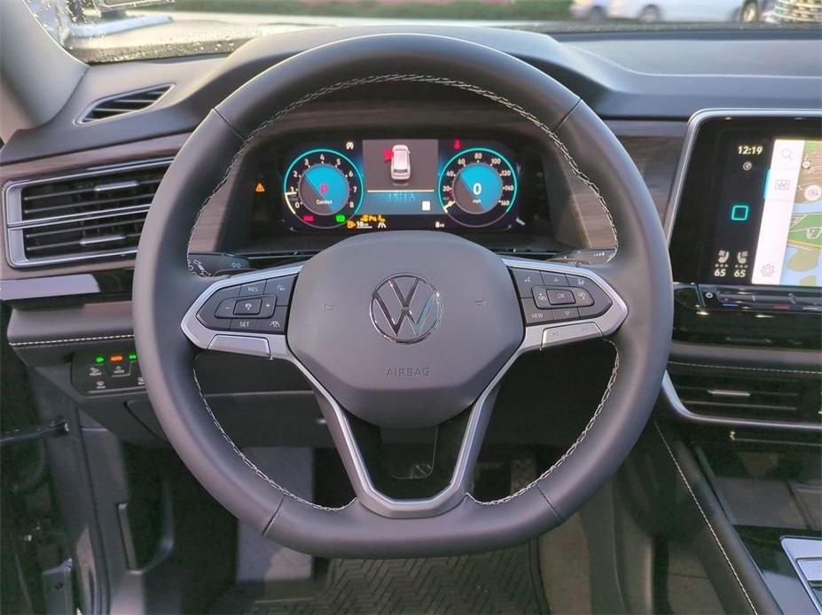 new 2024 Volkswagen Atlas car, priced at $49,426