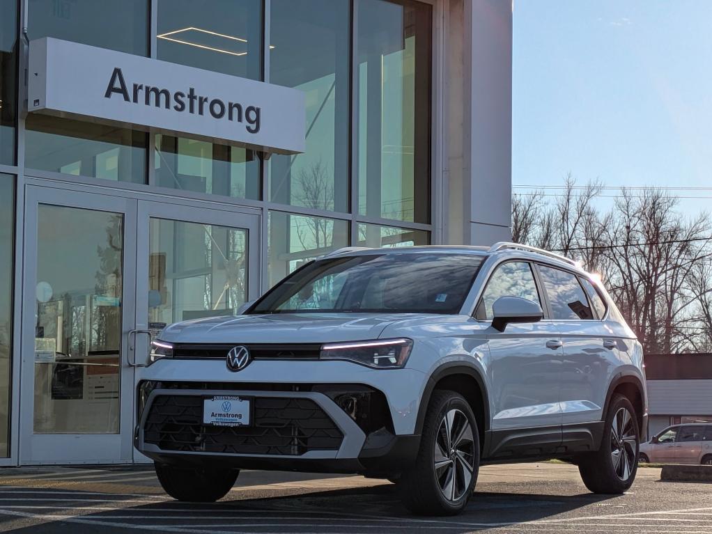 new 2025 Volkswagen Taos car