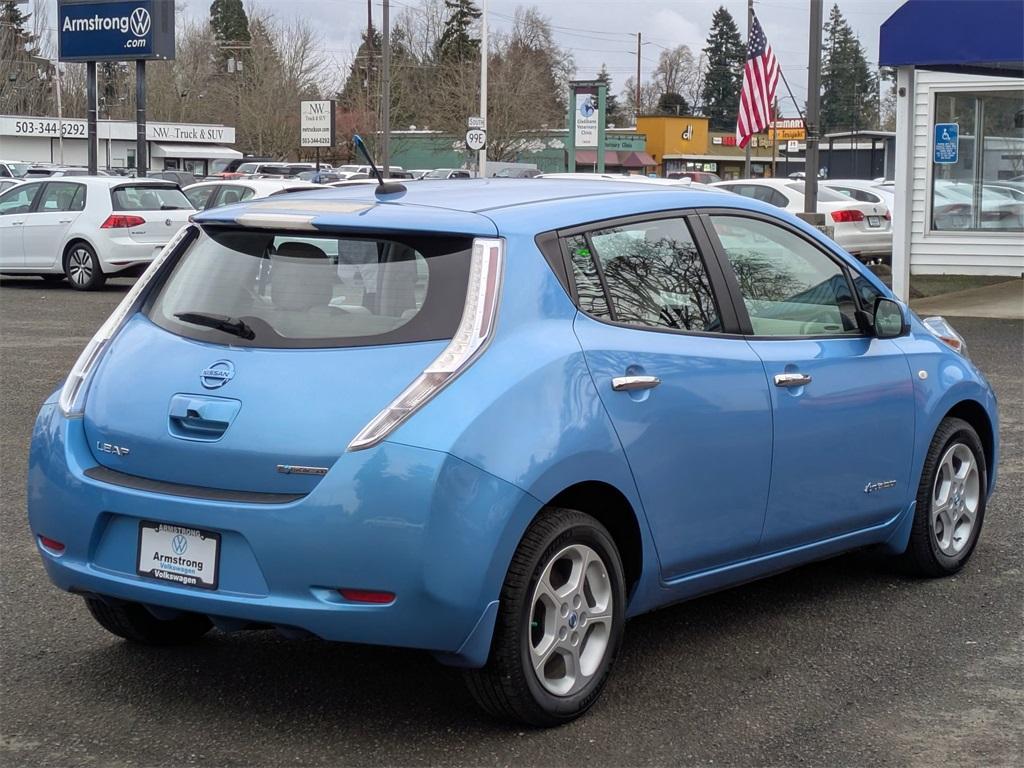 used 2011 Nissan Leaf car, priced at $5,000