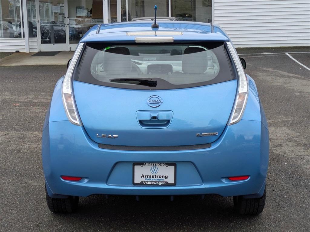 used 2011 Nissan Leaf car, priced at $5,000