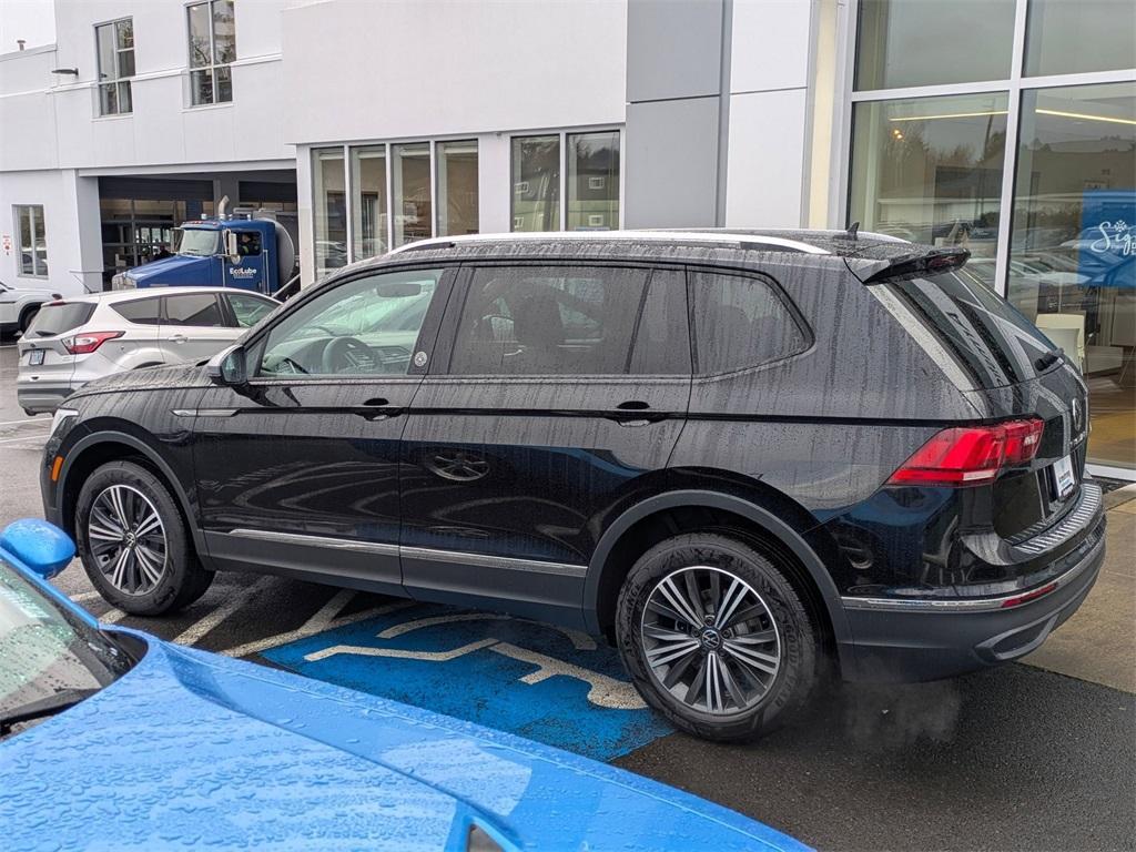 new 2024 Volkswagen Tiguan car