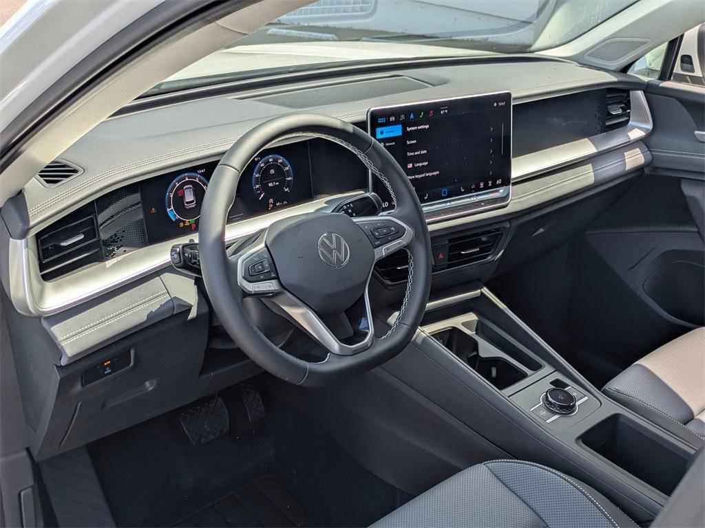 new 2025 Volkswagen Tiguan car, priced at $32,933