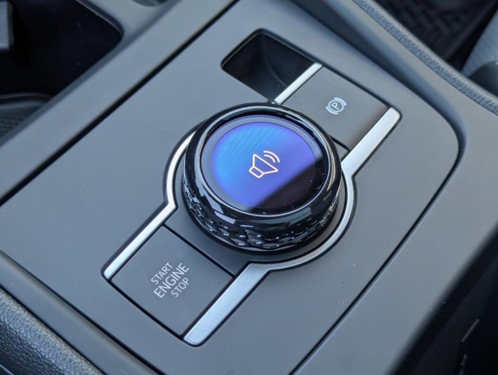 new 2025 Volkswagen Tiguan car, priced at $37,959