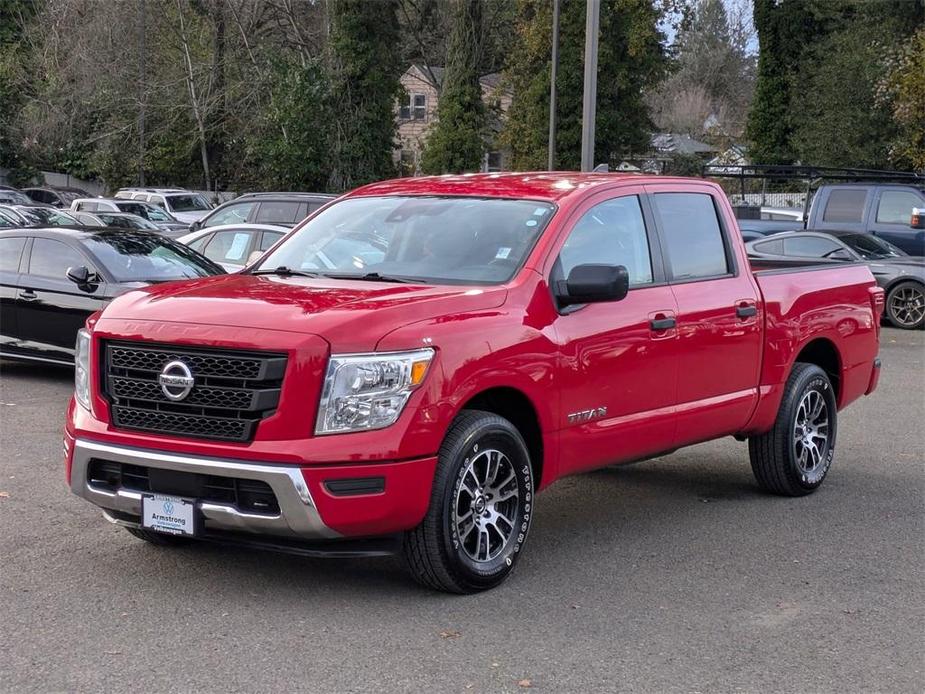 used 2022 Nissan Titan car, priced at $31,608