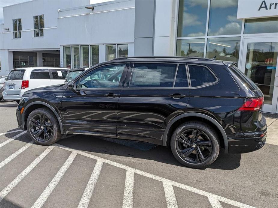 new 2024 Volkswagen Tiguan car, priced at $34,654