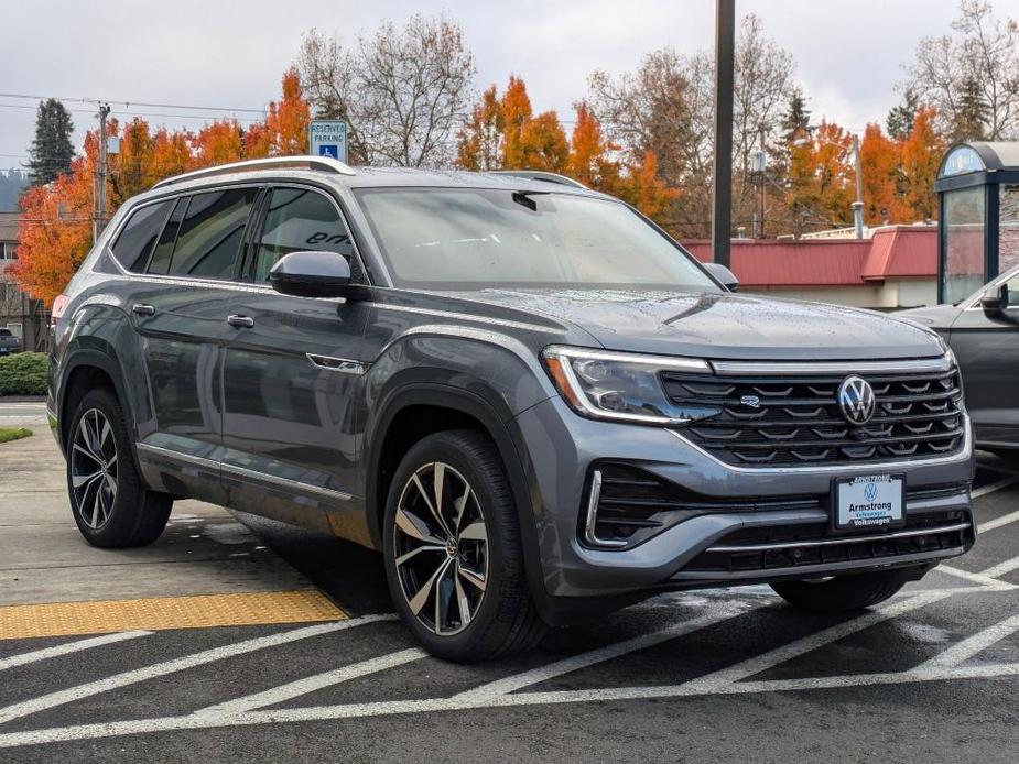 new 2025 Volkswagen Atlas car, priced at $52,730