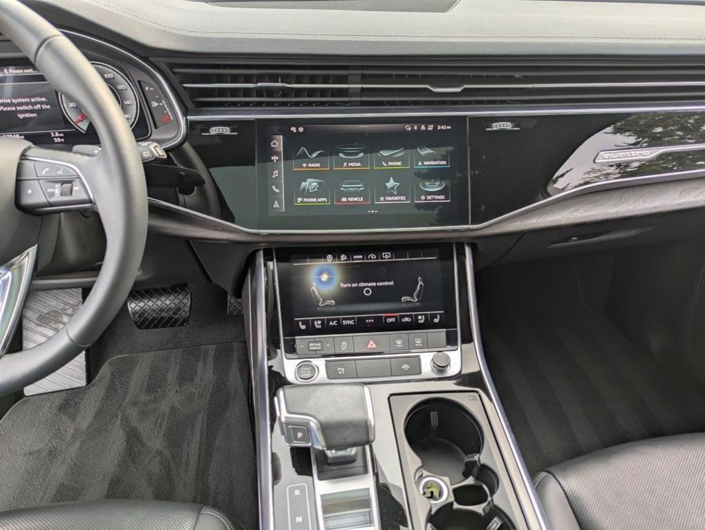 used 2023 Audi Q7 car, priced at $39,709