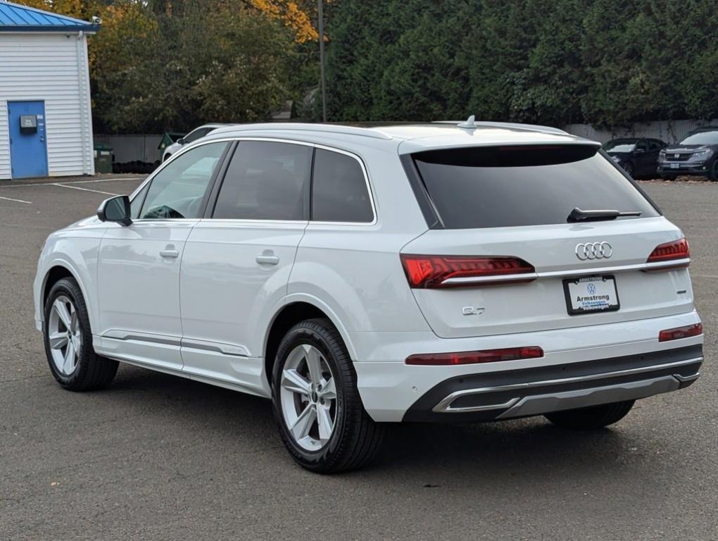 used 2023 Audi Q7 car, priced at $39,709