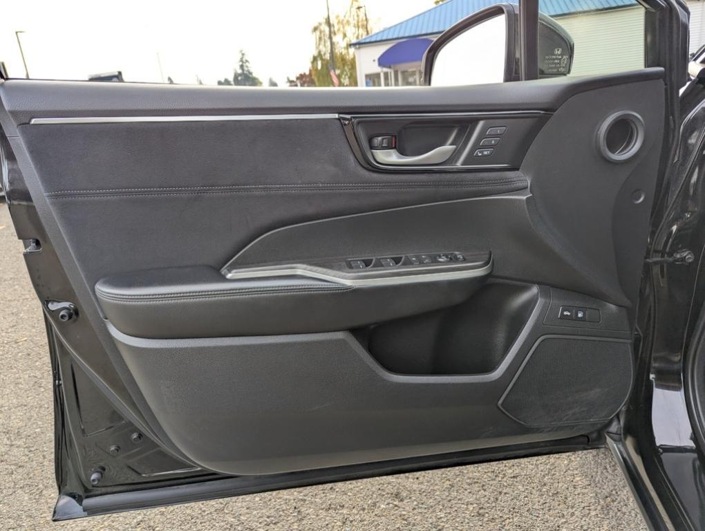 used 2019 Honda Clarity Plug-In Hybrid car, priced at $24,990