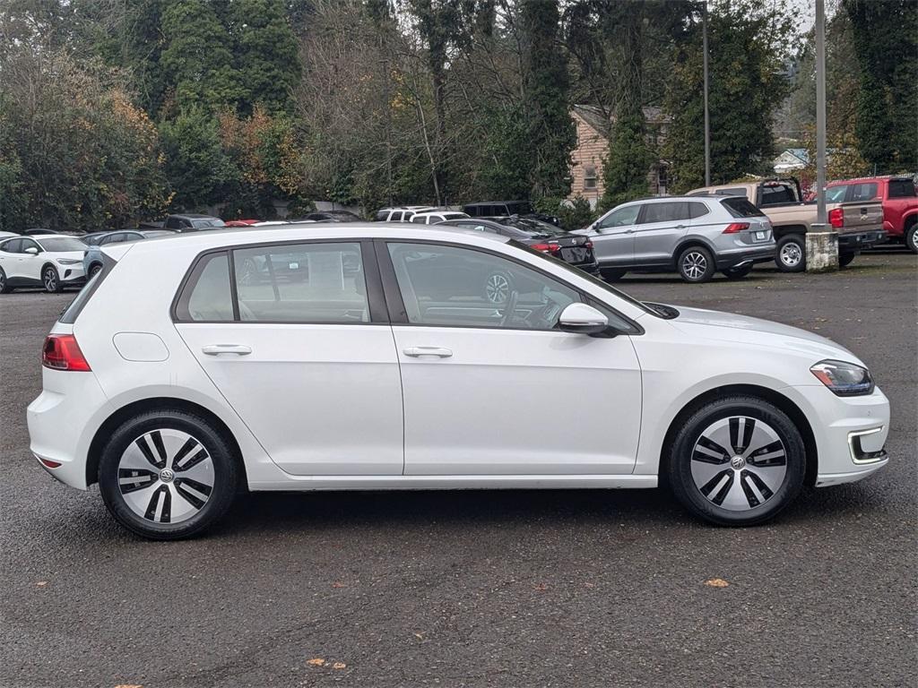 used 2015 Volkswagen e-Golf car, priced at $9,260