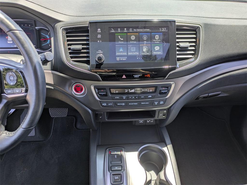 used 2021 Honda Pilot car, priced at $29,999