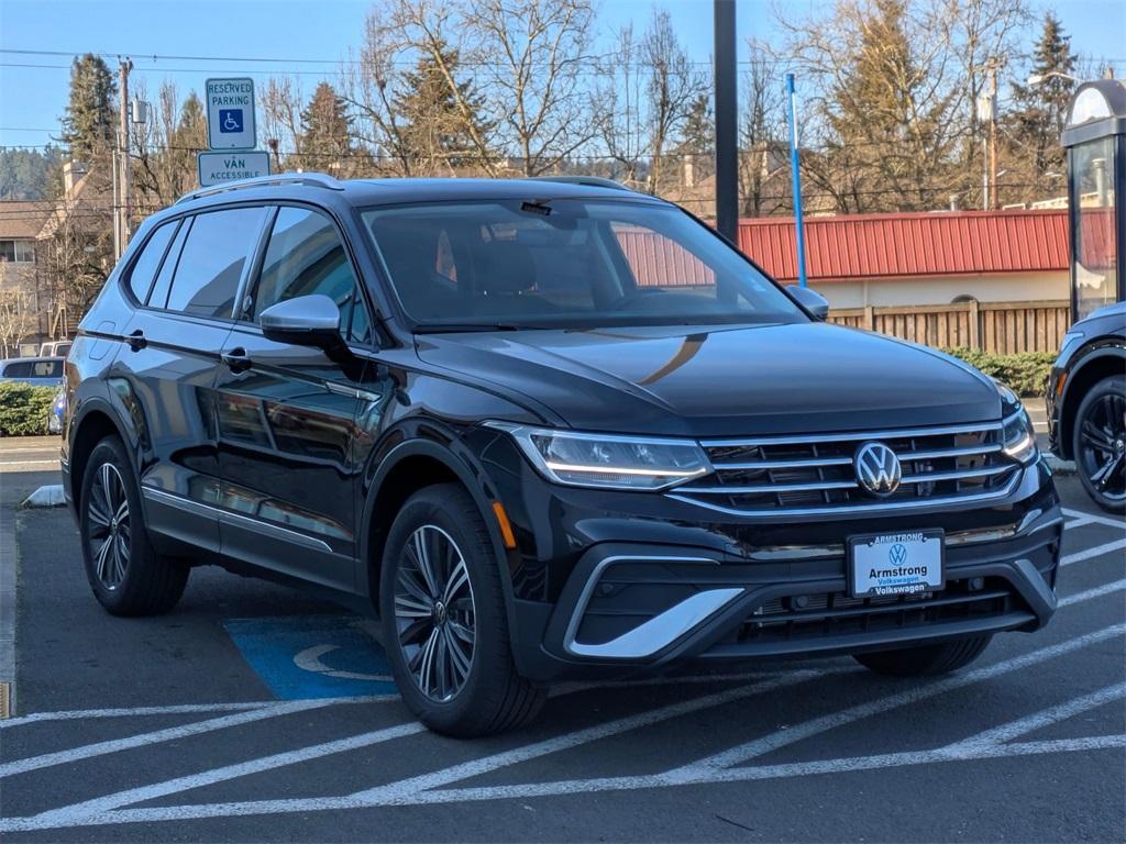 new 2024 Volkswagen Tiguan car