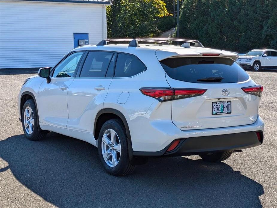 used 2020 Toyota Highlander car, priced at $27,948