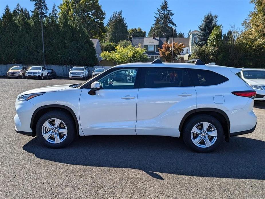 used 2020 Toyota Highlander car, priced at $27,948