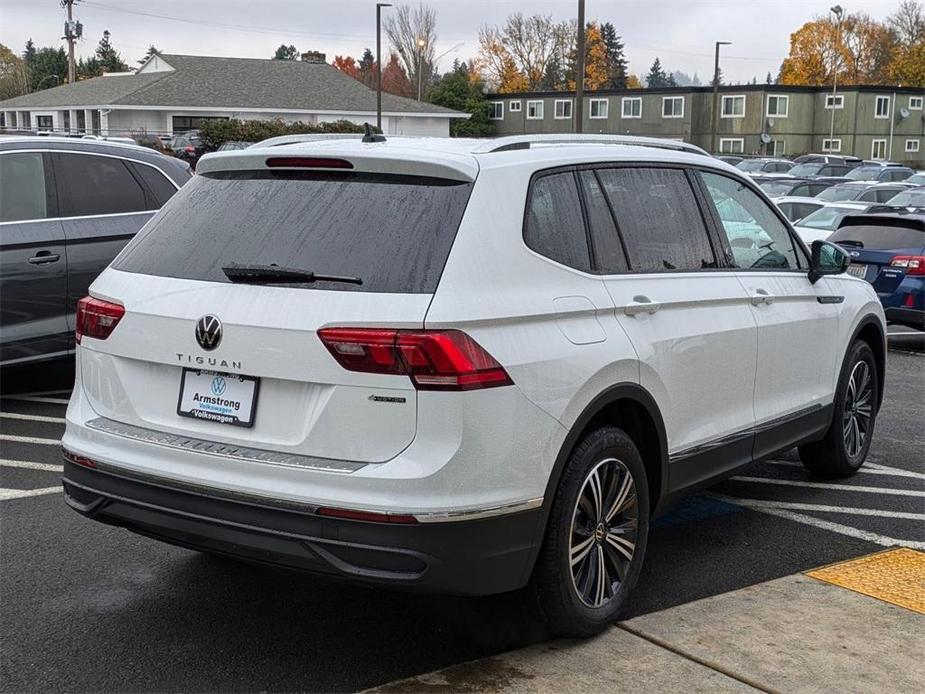 new 2024 Volkswagen Tiguan car, priced at $34,551