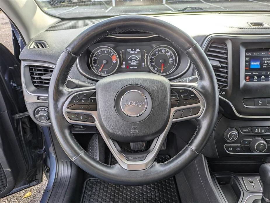 used 2019 Jeep Cherokee car, priced at $13,285