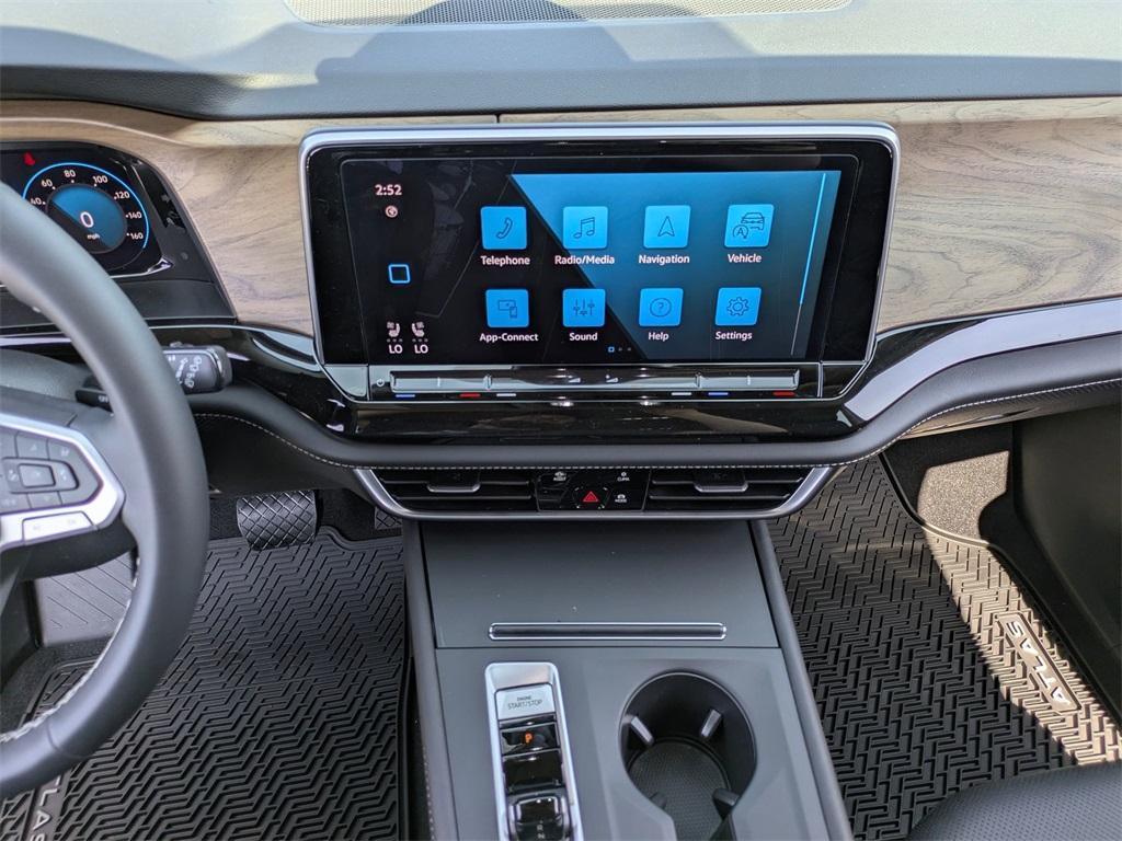 new 2025 Volkswagen Atlas car, priced at $40,995