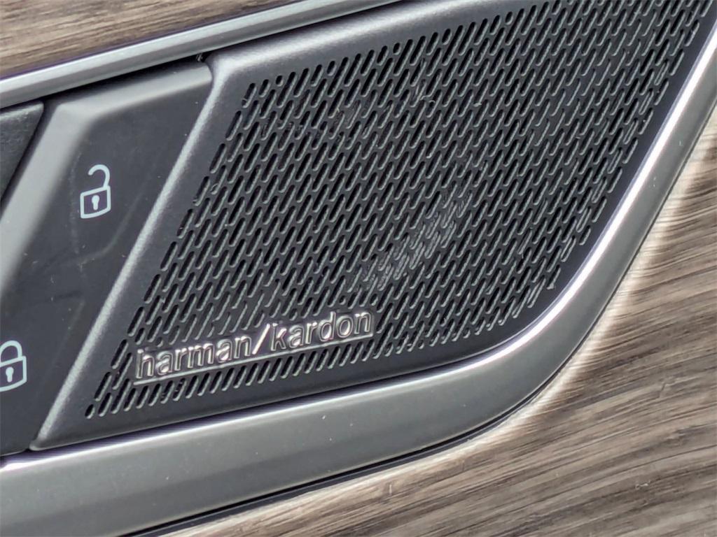 new 2025 Volkswagen Atlas car, priced at $54,640