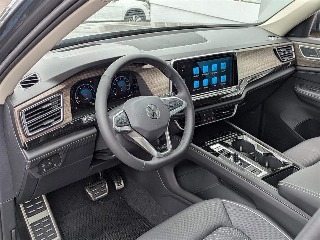 new 2025 Volkswagen Atlas car, priced at $54,640