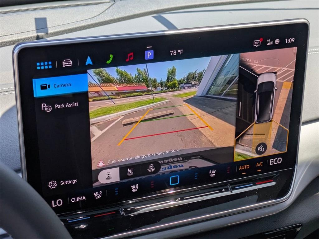 new 2025 Volkswagen ID.4 car, priced at $55,321