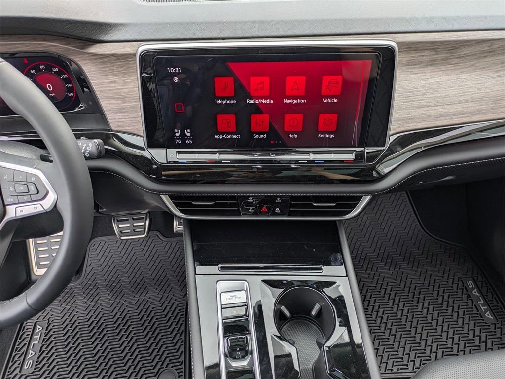 new 2025 Volkswagen Atlas car, priced at $55,077