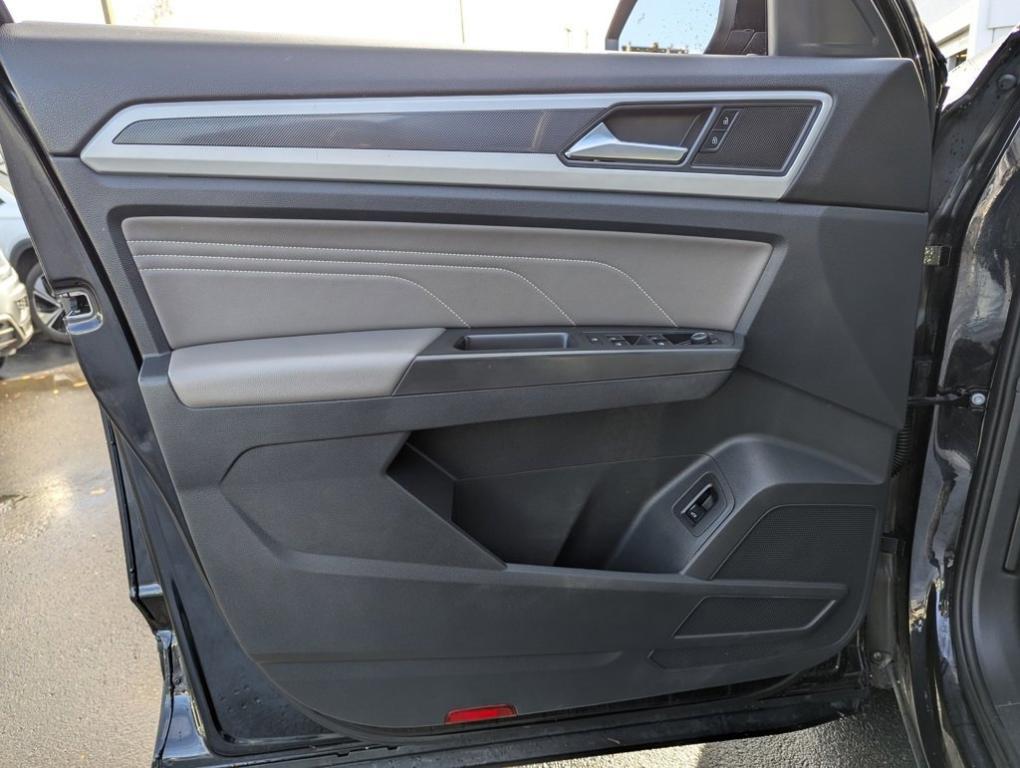 used 2022 Volkswagen Atlas Cross Sport car, priced at $27,603