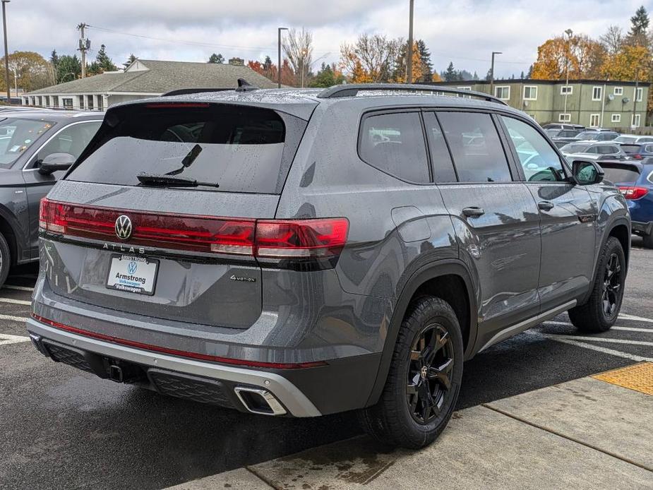 new 2025 Volkswagen Atlas car, priced at $45,600