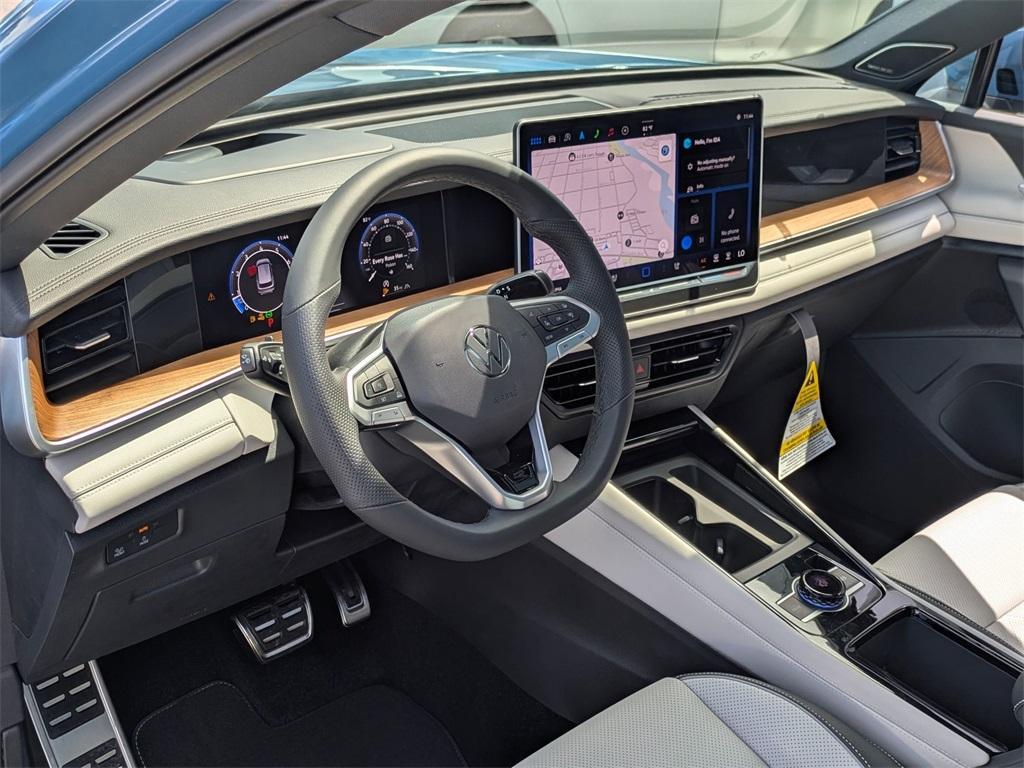 new 2025 Volkswagen Tiguan car, priced at $42,914