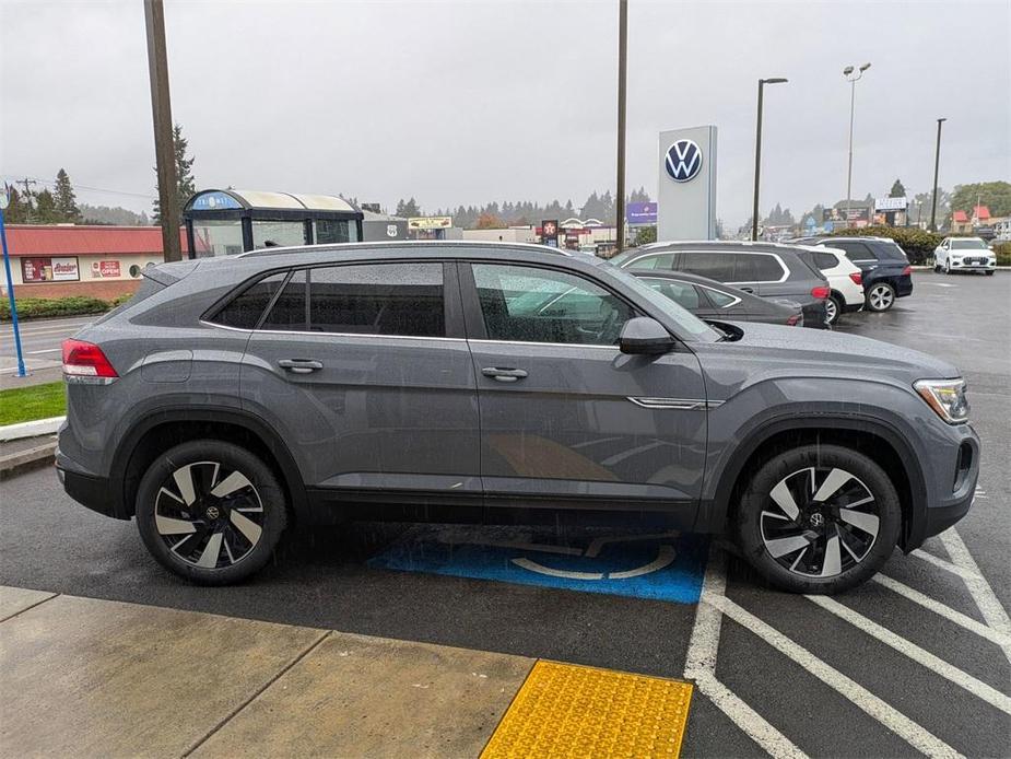 new 2024 Volkswagen Atlas Cross Sport car, priced at $40,976