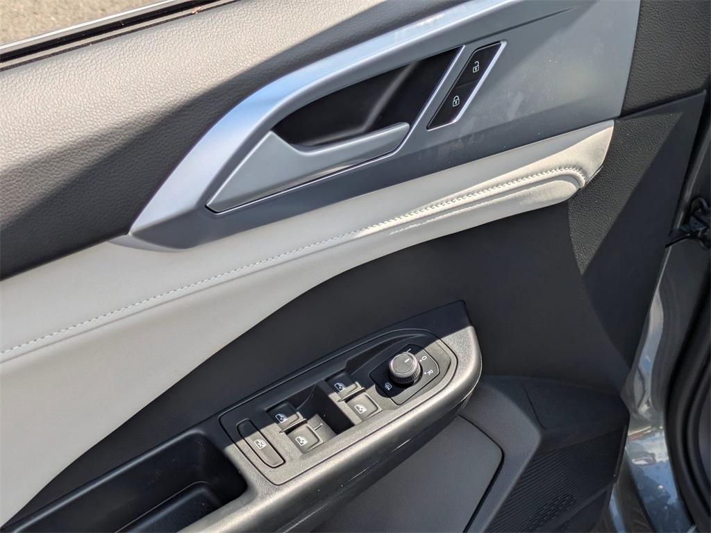 new 2025 Volkswagen Taos car, priced at $31,901