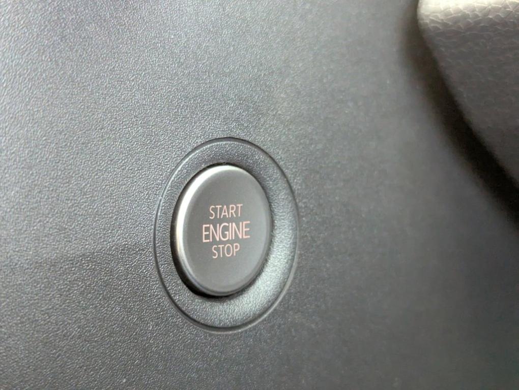 new 2025 Volkswagen ID.4 car, priced at $45,991