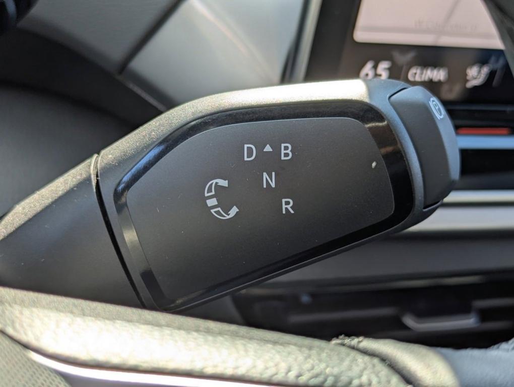 new 2025 Volkswagen ID.4 car, priced at $45,991