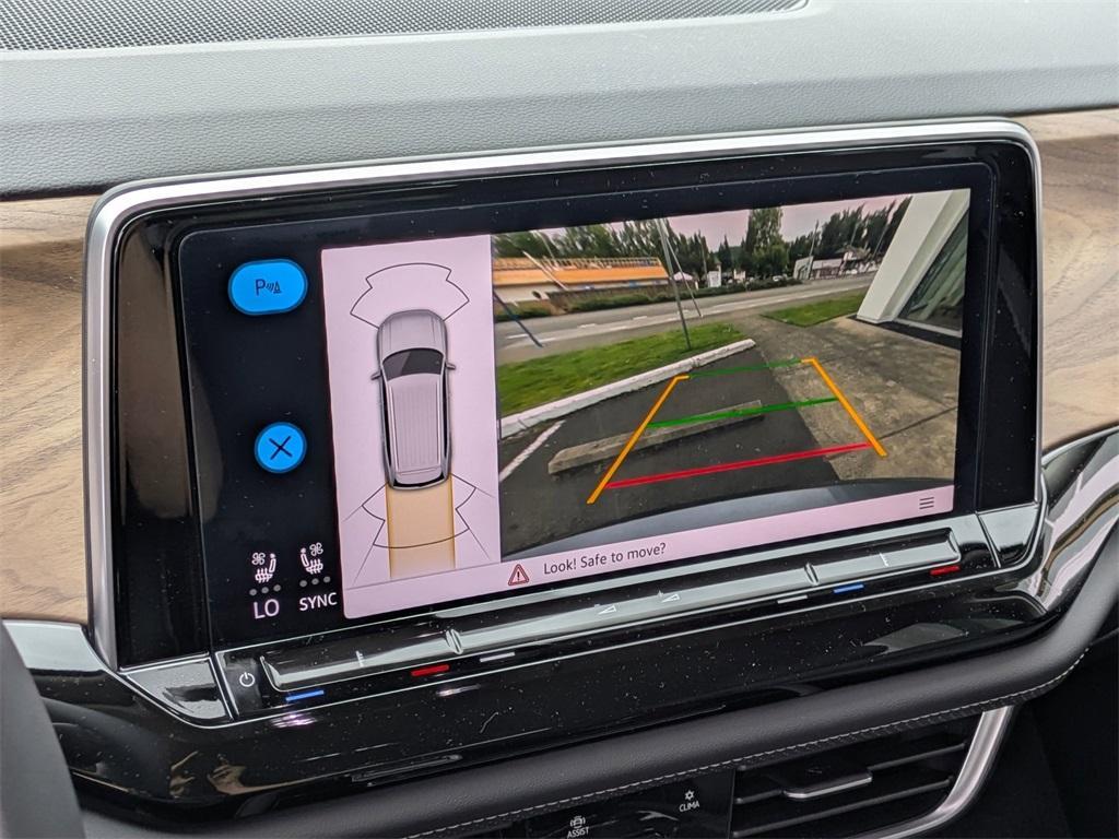 new 2025 Volkswagen Atlas car, priced at $45,727