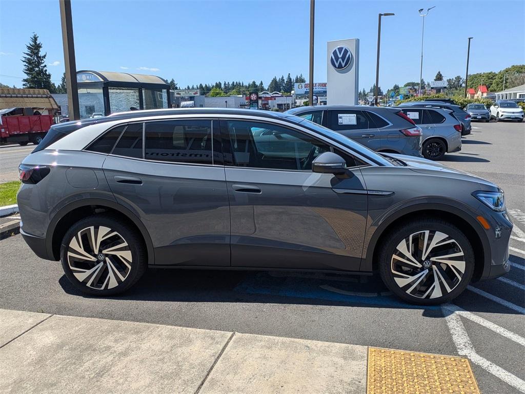 new 2025 Volkswagen ID.4 car
