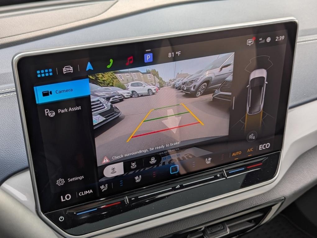 new 2025 Volkswagen ID.4 car, priced at $51,966