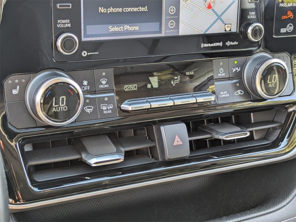 used 2020 Toyota Highlander car, priced at $34,990