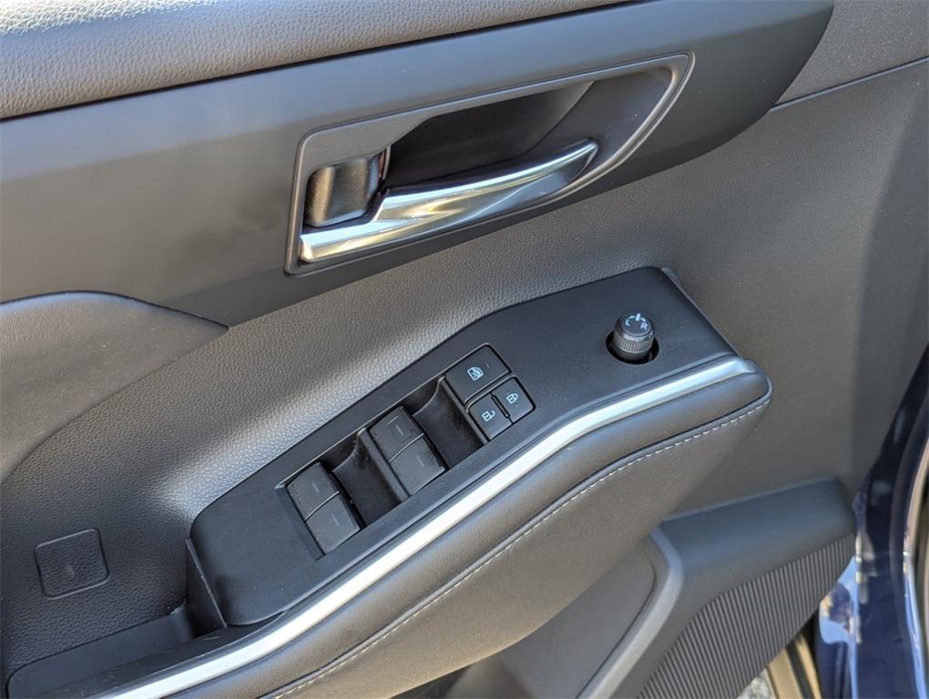 used 2020 Toyota Highlander car, priced at $34,990