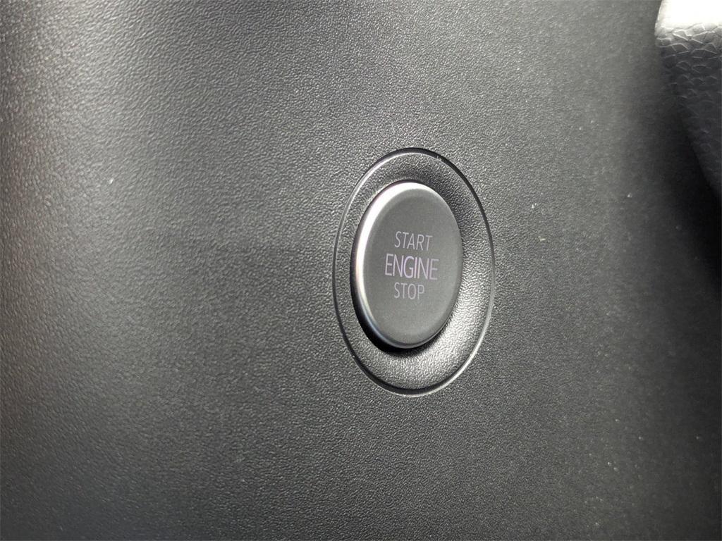 new 2025 Volkswagen ID.4 car, priced at $48,166