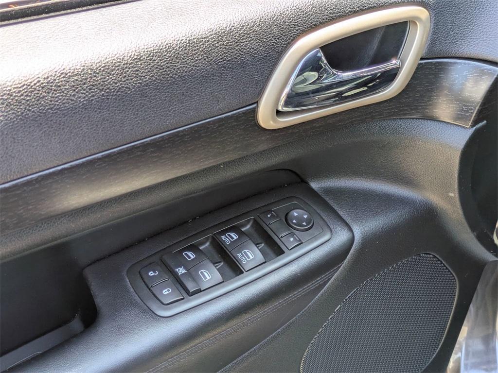 used 2014 Jeep Grand Cherokee car, priced at $13,990