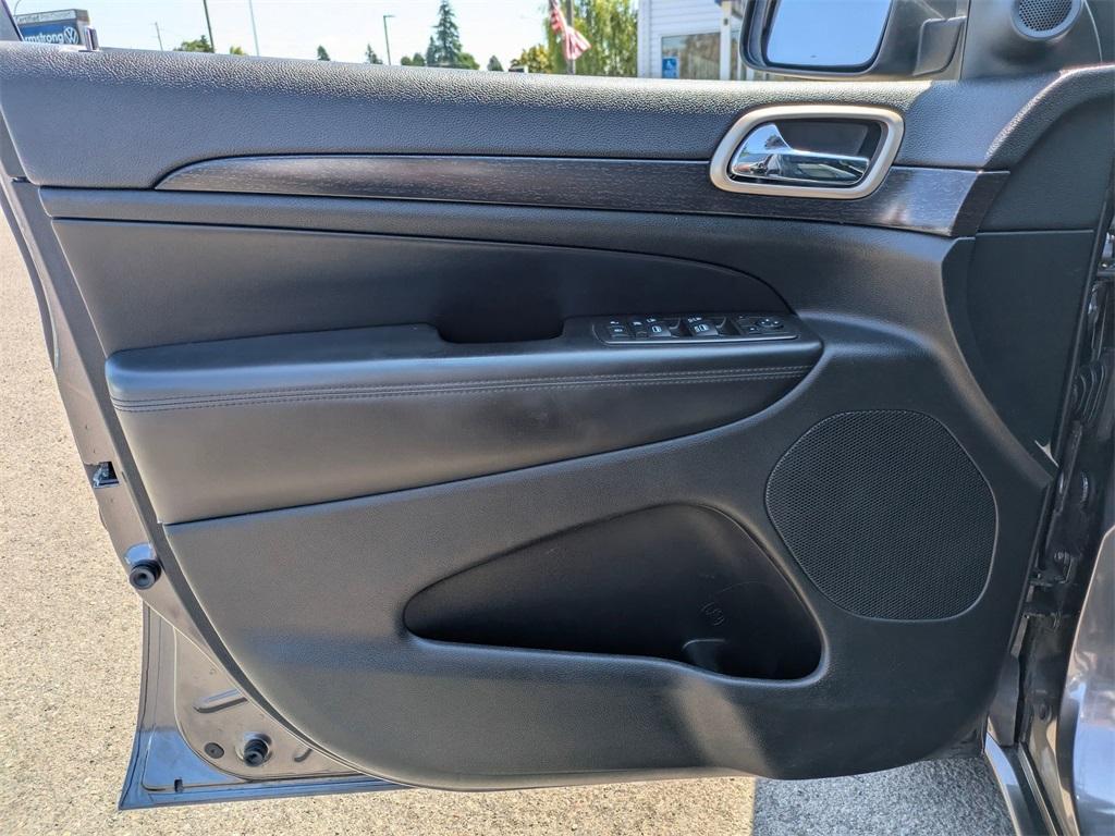 used 2014 Jeep Grand Cherokee car, priced at $13,990